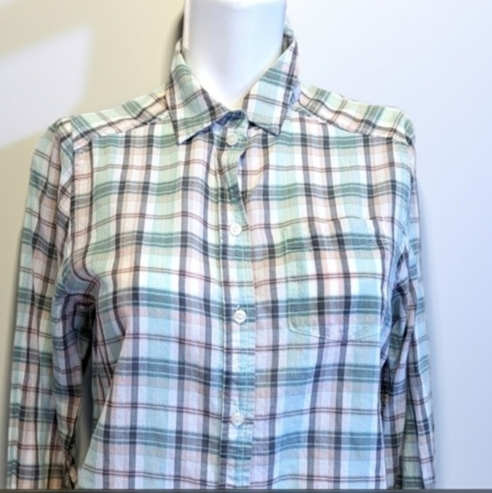H&M Plaid button down shirt